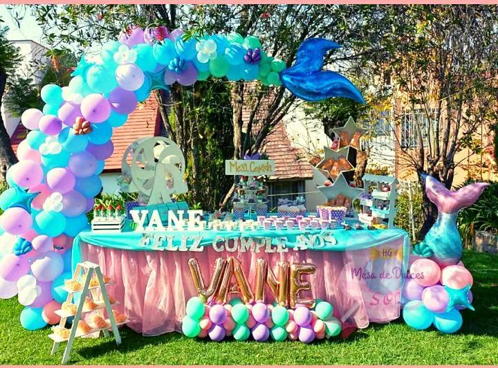 mesa de dulces para fiesta infantil temática sirena